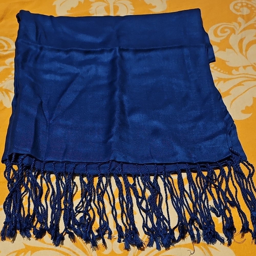 Elegant Rayon Blue Scarf